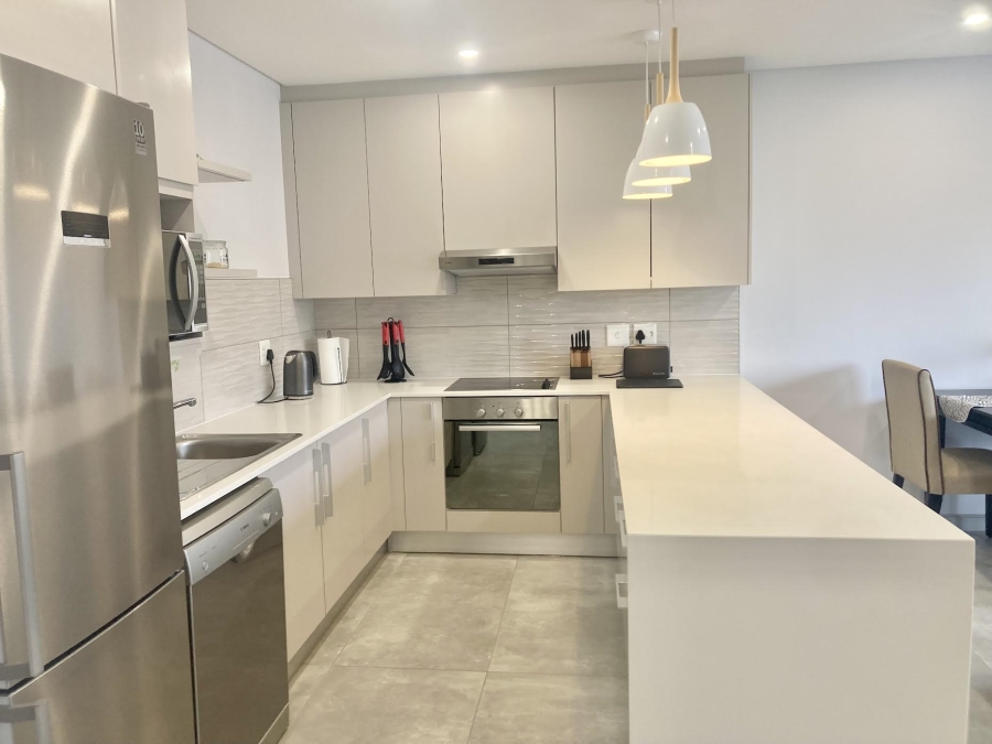 To Let 2 Bedroom Property for Rent in Rondebosch Western Cape